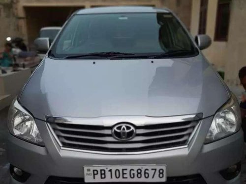 Used 2013 Toyota Innova MT for sale in Ludhiana 