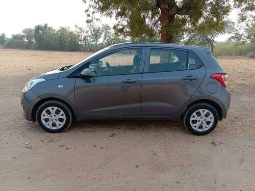 Hyundai Grand I10 Magna, 2013, Diesel MT for sale in Ahmedabad 