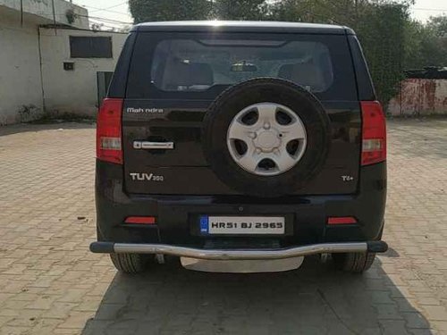 2016 Mahindra TUV300 T4 Plus DIesel MT for sale in New Delhi