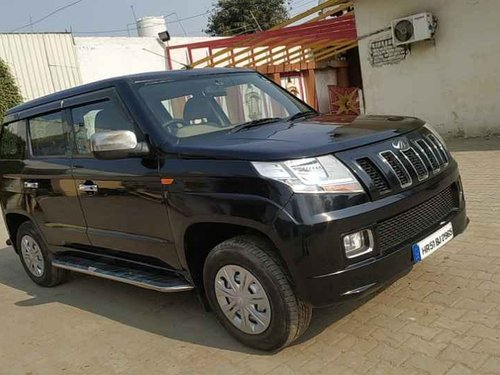 2016 Mahindra TUV300 T4 Plus DIesel MT for sale in New Delhi