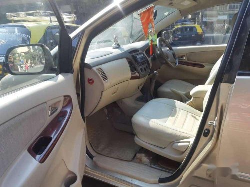 Toyota Innova 2.5 V 7 STR, 2006, Diesel MT for sale in Mumbai 