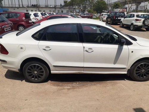 Used 2014 Skoda Rapid 1.5 TDI Elegance MT for sale in Hyderabad