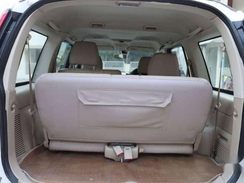 Ford Endeavour 2.5L 4X2 2011 AT for sale in Ahmedabad 