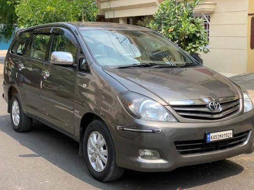 2011 Toyota Innova 2004-2011 MT for sale in Bangalore