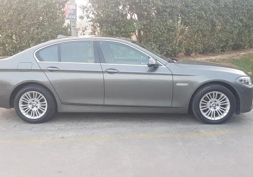 2015 BMW 5 Series 520d Luxury Line AT in New Delhi