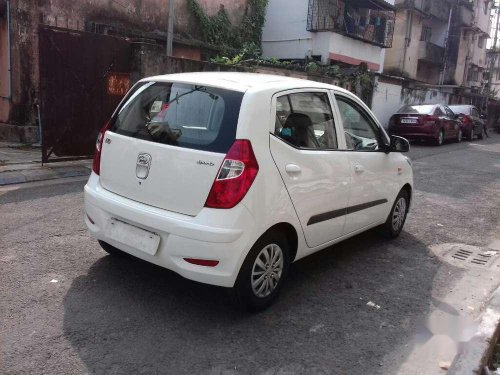 Used Hyundai i10 Sportz 2016 MT for sale in Kolkata 