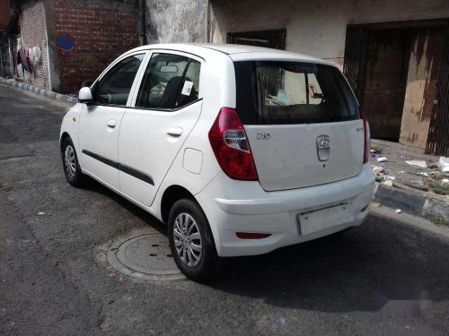 Used Hyundai i10 Sportz 2016 MT for sale in Kolkata 