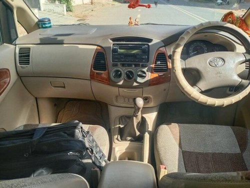  2008 Toyota Innova 2004-2011 MT for sale in Ahmedabad