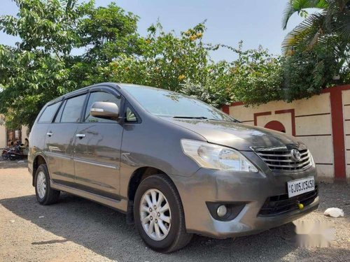 Used 2013 Toyota Innova MT for sale in Surat 