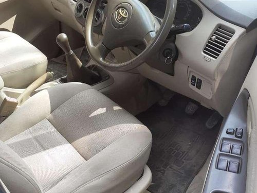 Used Toyota Innova 2005 MT for sale in Chennai 