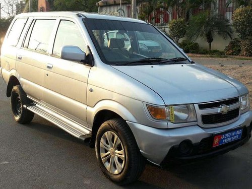 Chevrolet Tavera Neo 3 LS- 10 STR BS-IV, 2014, Diesel MT in Hyderabad 