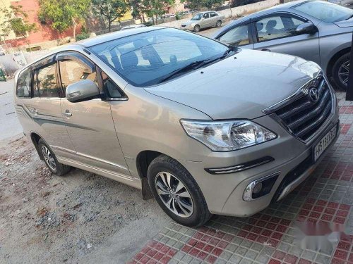 Used 2015 Toyota Innova MT for sale in Faridabad 