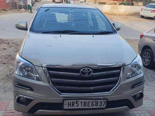 Used 2015 Toyota Innova MT for sale in Faridabad 