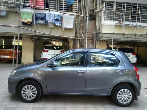 Toyota Etios Liva VD 2016 MT for sale in Mumbai