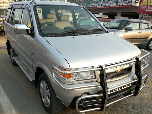 Chevrolet Tavera Neo 3 LS- 10 STR BS-IV, 2014, Diesel MT in Hyderabad 