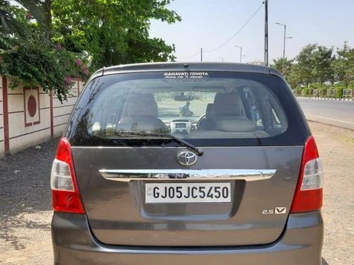 Used 2013 Toyota Innova MT for sale in Surat 