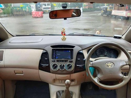 Used Toyota Innova 2.5 V 7 STR, 2006, Diesel MT for sale in Thane 