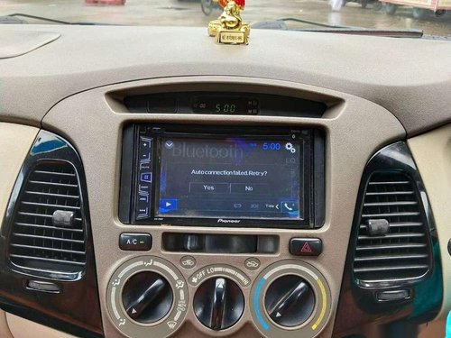 Used Toyota Innova 2.5 V 7 STR, 2006, Diesel MT for sale in Thane 