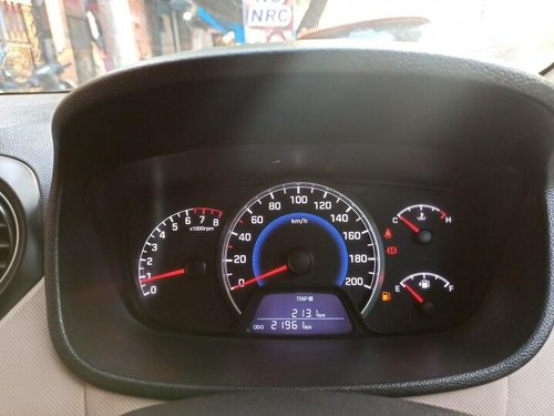 Used 2017 Hyundai i10 Asta MT for sale in Kolkata