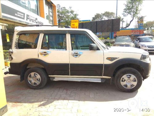 Used 2017 Mahindra Scorpio MT for sale in Hajipur 