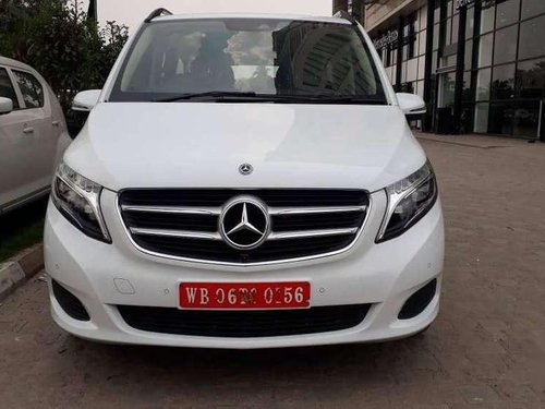 Used Mercedes-Benz V-Class, 2019, Diesel AT for sale in Kolkata 