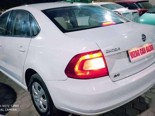 Skoda Rapid 1.6 TDI Manual Ambition Plus, 2014, Diesel MT in Visakhapatnam