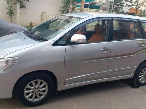 Toyota Innova 2.5 V 8 STR, 2014, Diesel MT for sale in Hyderabad 