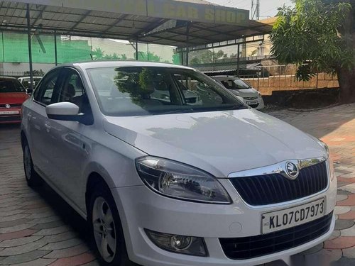 2015 Skoda Rapid MT for sale in Edapal