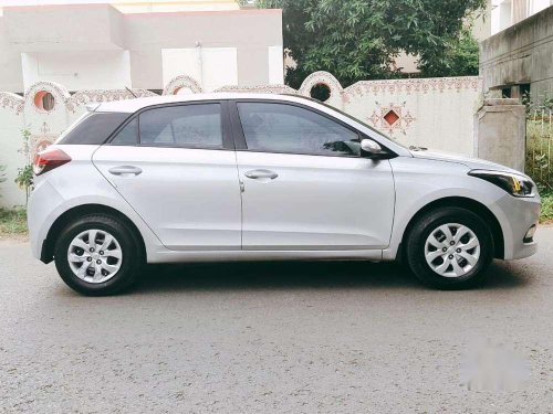 Used 2017 Hyundai i20 Sportz 1.2 MT for sale in Vadodara 