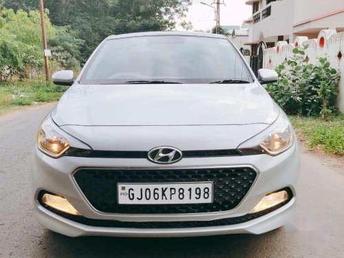 Used 2017 Hyundai i20 Sportz 1.2 MT for sale in Vadodara 