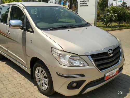 Used 2013 Toyota Innova MT for sale in Bangalore