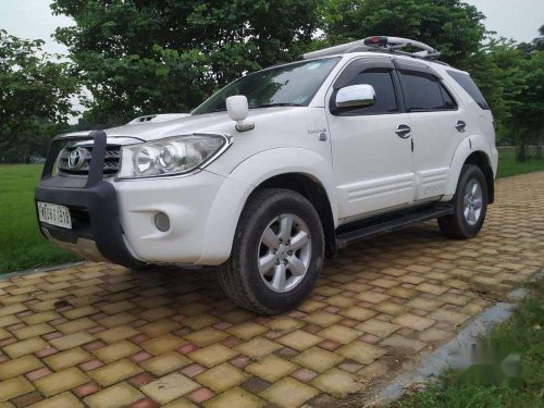 Toyota Fortuner 3.0 4x4 Manual, 2011, Diesel MT for sale in Kolkata