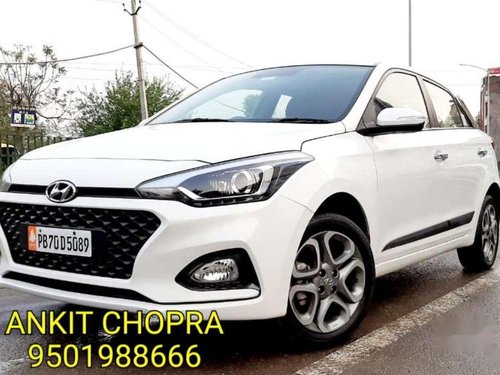 Hyundai I20 Asta 1.2, 2018, Petrol MT for sale in Chandigarh 