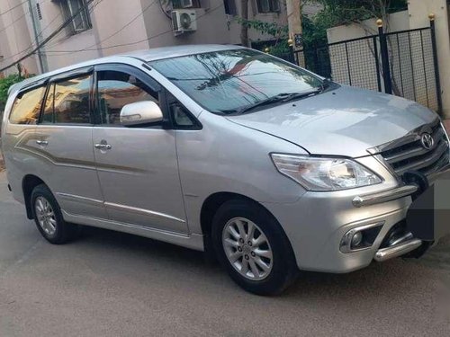 Toyota Innova 2.5 V 8 STR, 2014, Diesel MT for sale in Hyderabad 