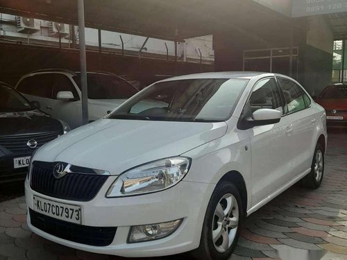 2015 Skoda Rapid MT for sale in Edapal