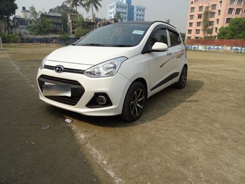 2015 Hyundai Grand i10 Sportz MT for sale in Kolkata