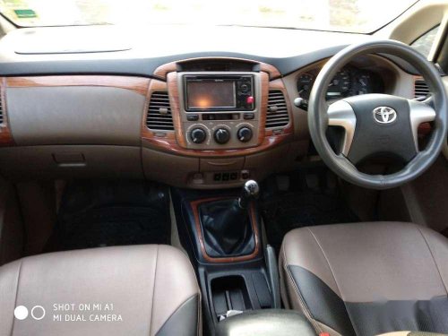 Toyota Innova 2.5 GX 7 STR, 2015, Diesel MT in Kottayam