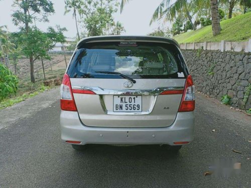 Toyota Innova 2.5 G4 7 STR, 2013, Diesel MT in Ernakulam