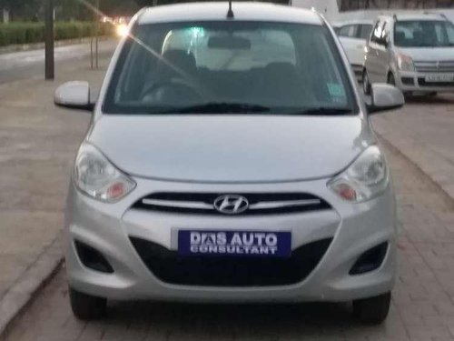 Hyundai I10 Magna 1.2, 2011, Petrol MT in Ahmedabad