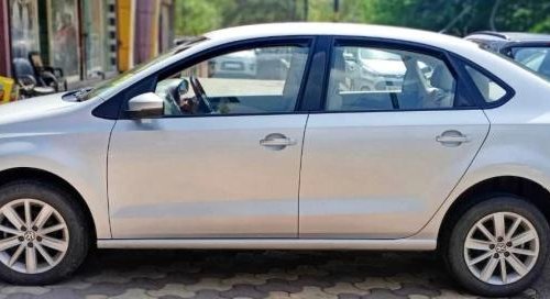 Volkswagen Vento 1.6 Highline 2016 MT for sale in Faridabad