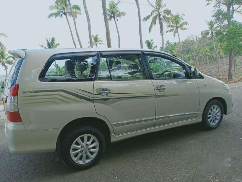 Toyota Innova 2.5 G4 7 STR, 2013, Diesel MT in Ernakulam