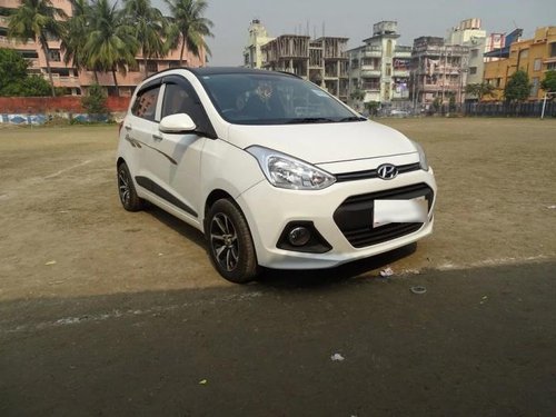 2015 Hyundai Grand i10 Sportz MT for sale in Kolkata