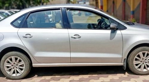 Volkswagen Vento 1.6 Highline 2016 MT for sale in Faridabad