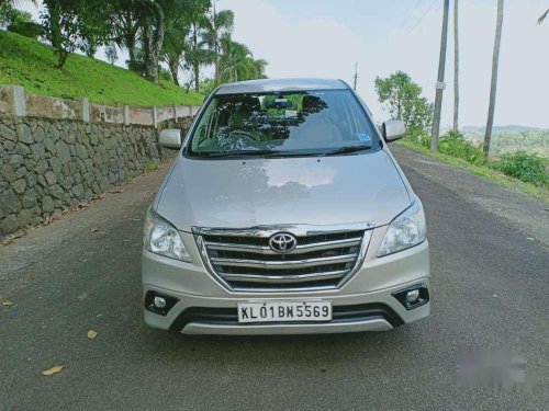 Toyota Innova 2.5 G4 7 STR, 2013, Diesel MT in Ernakulam