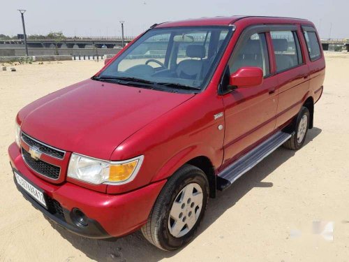 Chevrolet Tavera Neo 2014 MT for sale in Ahmedabad