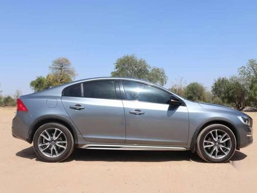 Volvo S60 Cross Country, 2017, Diesel AT for sale in Gandhinagar