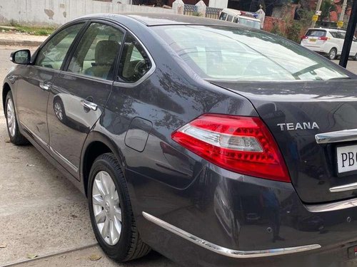 Used 2010 Nissan Teana 230jM AT for sale in Chandigarh 