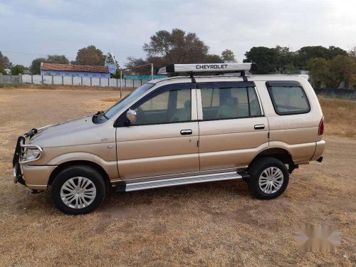 Chevrolet Tavera Neo 3 LS- 10 STR BS-IV, 2010, Diesel MT in Madurai