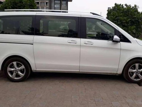 Used Mercedes-Benz V-Class, 2019, Diesel AT for sale in Kolkata 