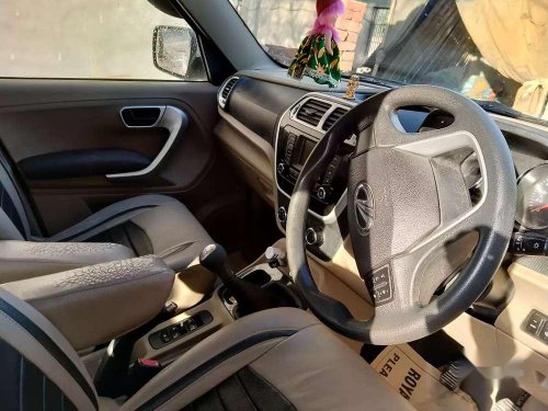 Used 2017 Mahindra TUV300 T8 MT for sale in Faridabad 